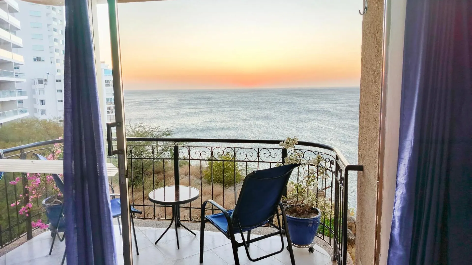 Apartamentos Rodadero - Vistas al Mar Santa Marta  Colombia