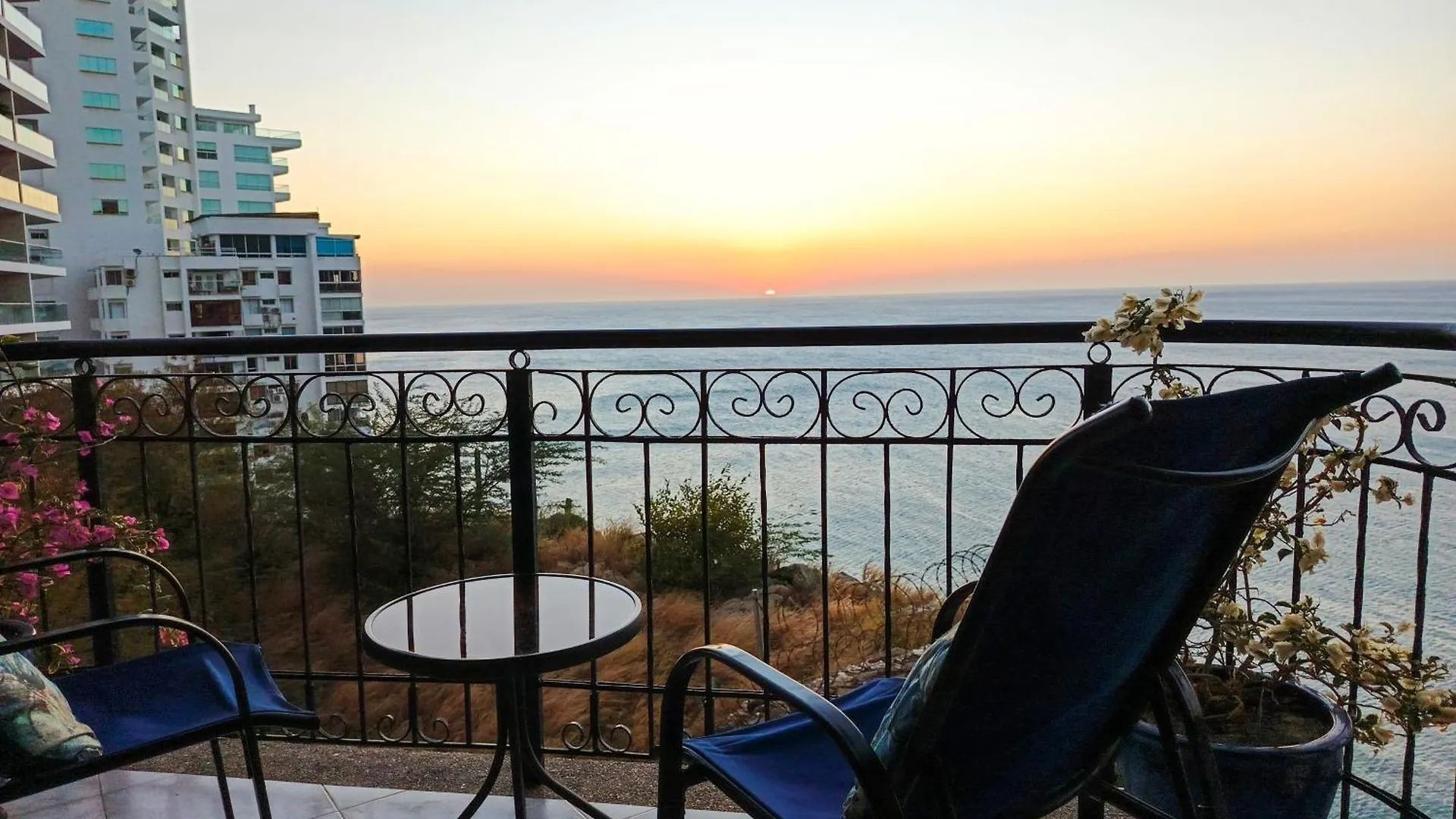 Apartamentos Rodadero - Vistas al Mar Santa Marta   Santa Marta (Magdalena)